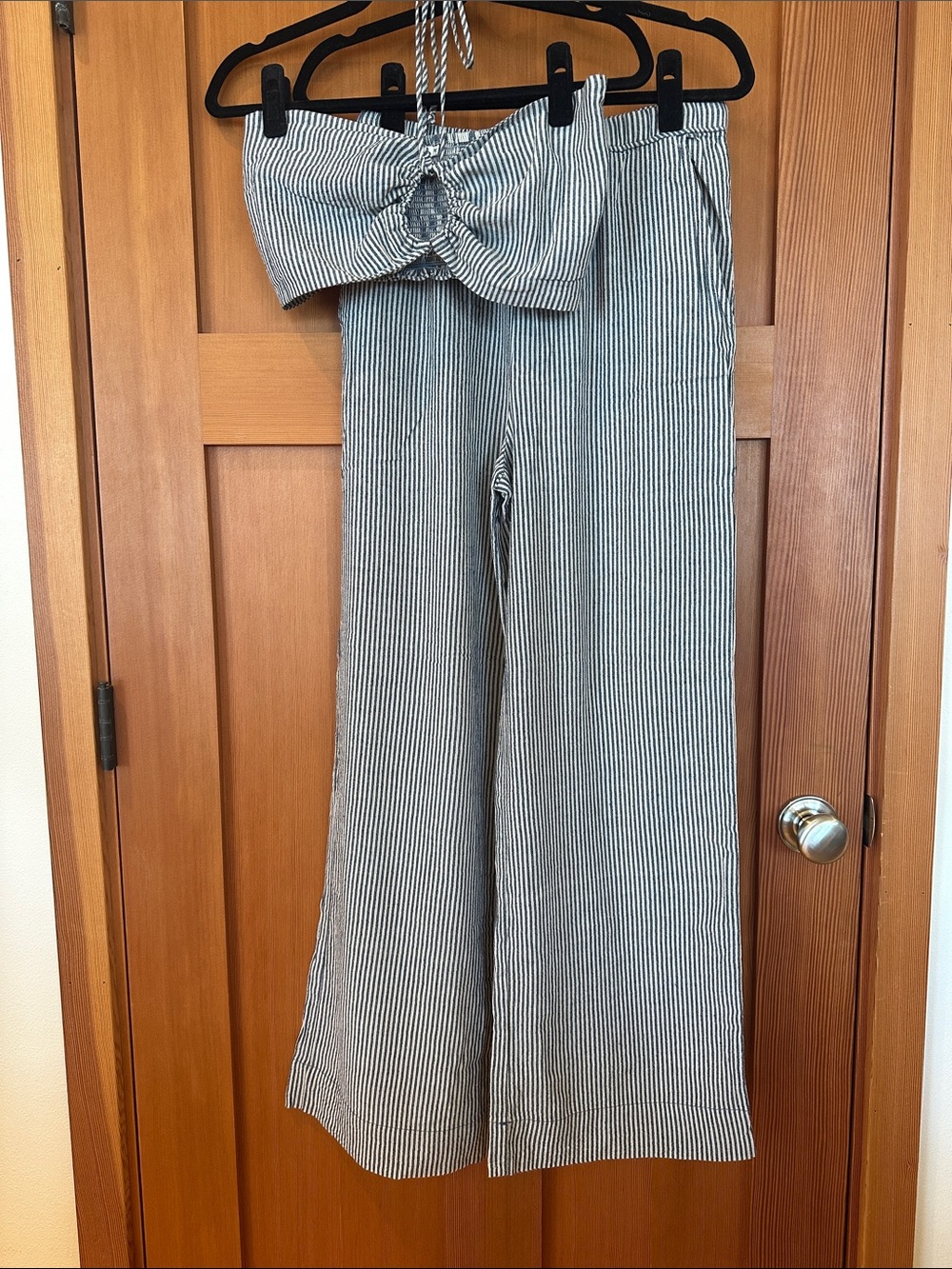 Striped Linen Blend Wide-Leg Pant and Bandeau Set - Navy & Tan